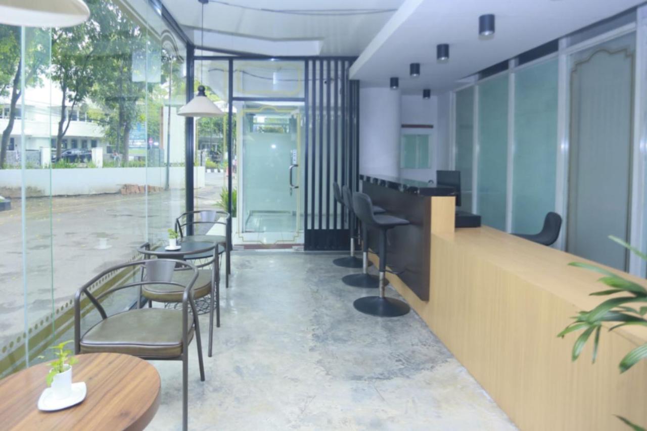 Utc Dago Hotel Бандунг Екстериор снимка