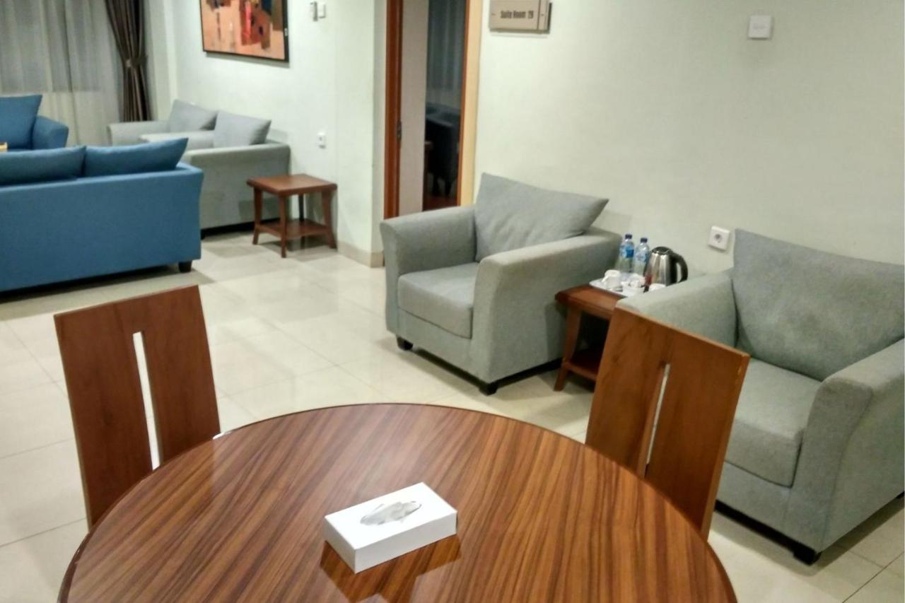 Utc Dago Hotel Бандунг Екстериор снимка